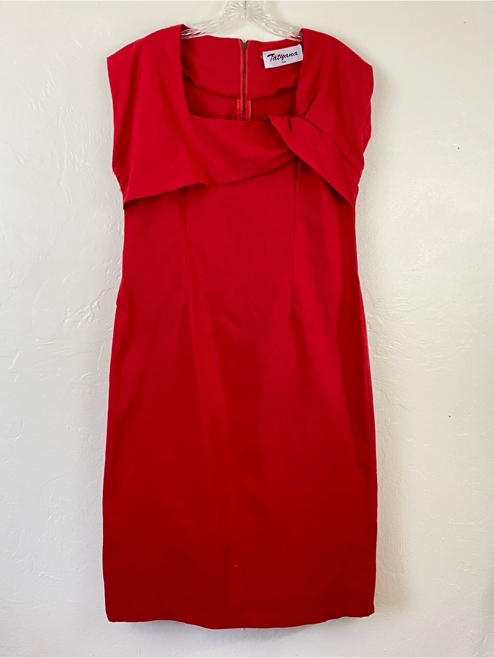Tatyana Size 4X Red Sleeveless Square Neck Back Zipper Midi Length Dress